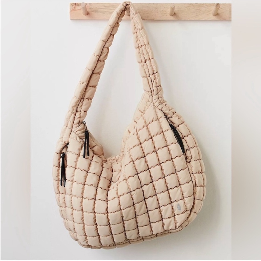 New Free People FP Movement Quilted Carryall Bag Off White - Picture 4 of 12